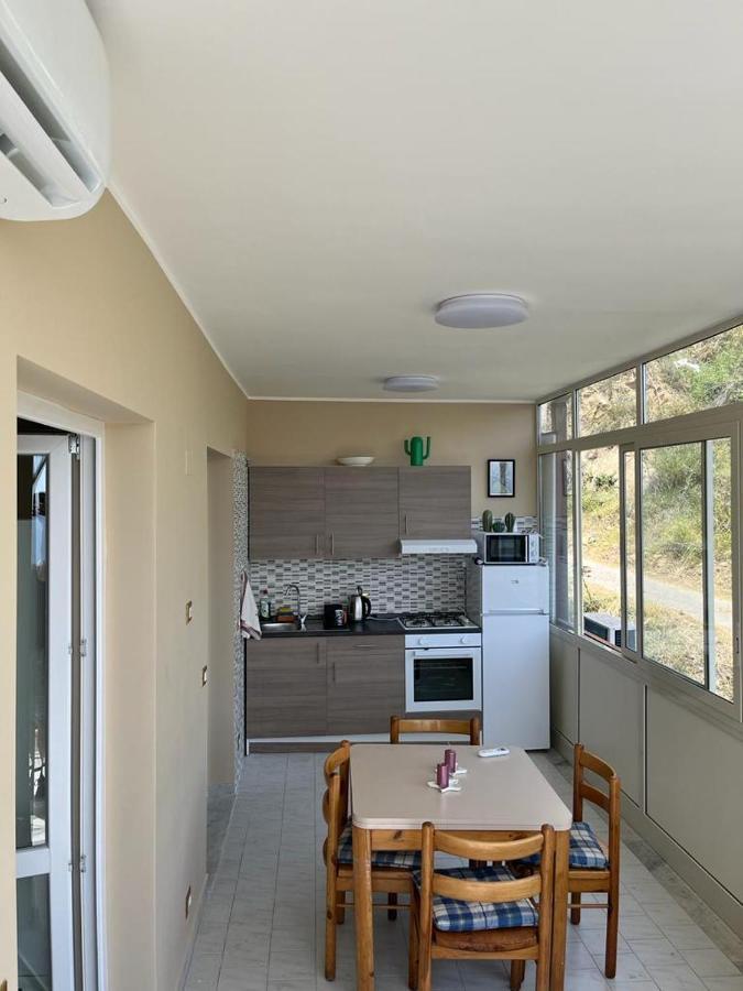 Appartement Casa Vacanze Luna à Letojanni Extérieur photo